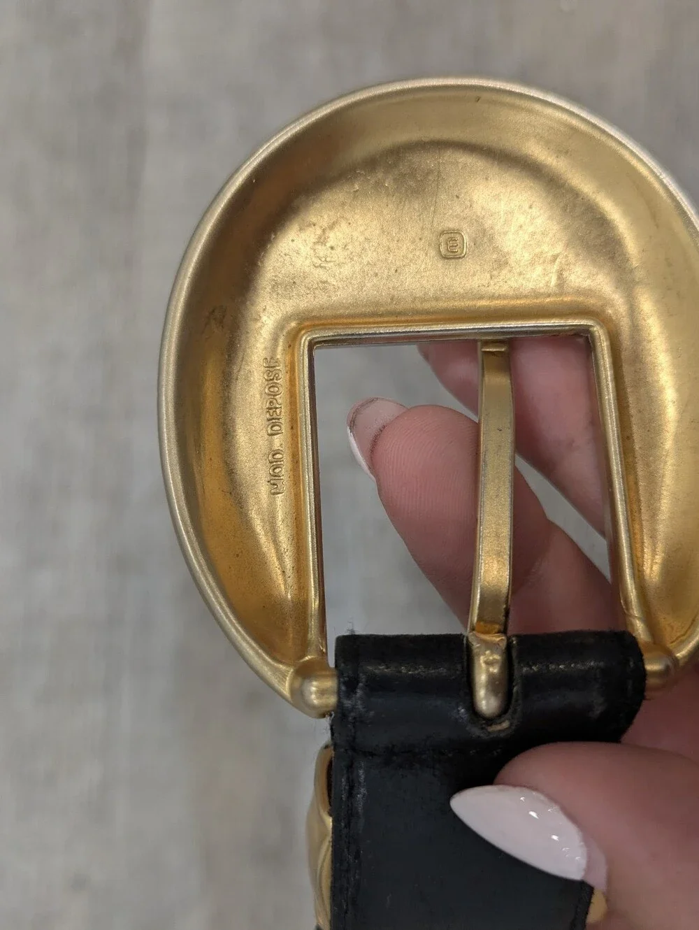 Vintage Avignon Gold Buckle Black Genuine Leather Belt
